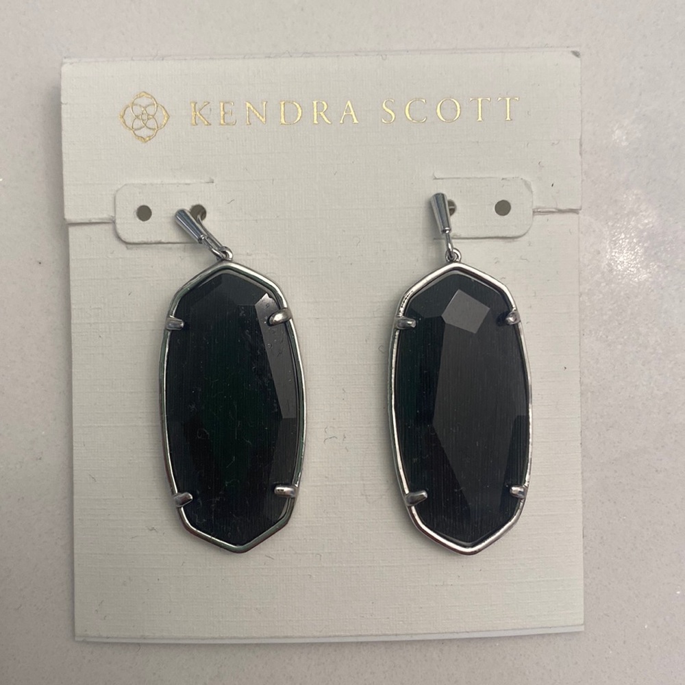 Black Elles